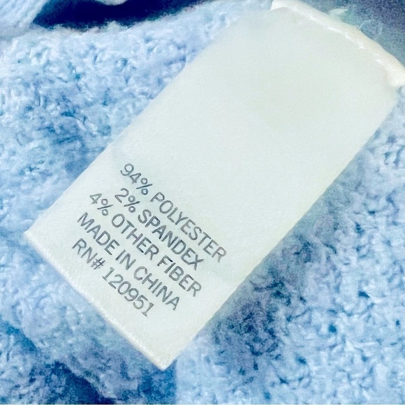 3 set sweaters Women's Croft Barrow, SO,Classic Cable-Knit Crewneck, V Neck - Picture 9 of 10